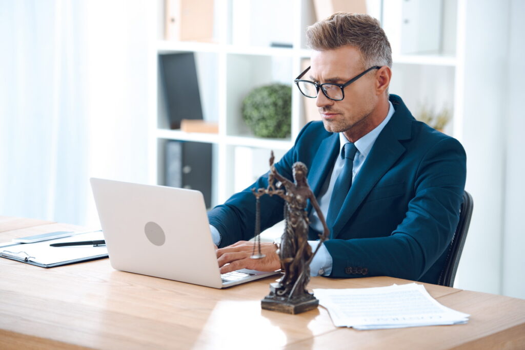 Was ist Legal Ticketing / Legal Help Desk?