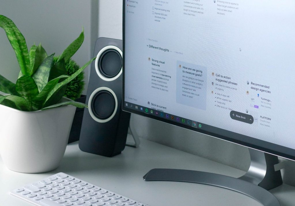 Effizienteres Arbeiten in der Rechtsabteilung: wie kann der Einsatz einer Software die Mitarbeiter entlasten?